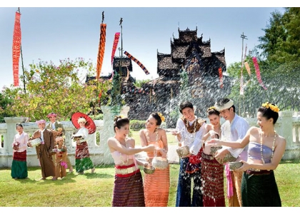 2017-04-07 泰国宋干节将至 各府盛会闹不停